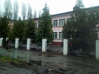 Спеціалізована початкова школа №164 - 2 Спеціалізована початкова школа №164 - 2