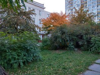 Спеціалізована школа №61 - 3 Спеціалізована школа №61 - 3