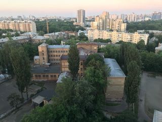 Спеціалізована школа №71 - 2 Спеціалізована школа №71 - 2