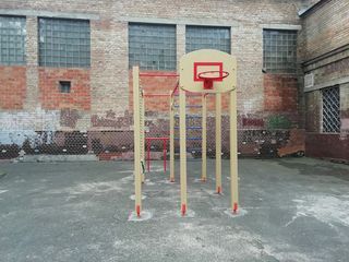 Спеціалізована школа №71 - 10 Спеціалізована школа №71 - 10