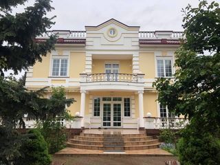 Школа Олени Ведернікової (Виноградар) - 1 Школа Олени Ведернікової (Виноградар) - 1