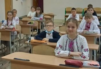 Гимназия НПУ имени М. П. Драгоманова - 4 Гимназия НПУ имени М. П. Драгоманова - 4