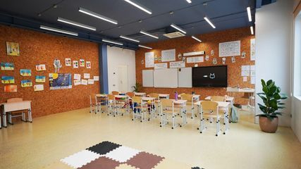 Orange school - 4