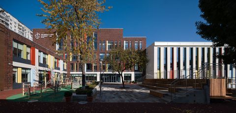 Печерська міжнародна школа - 1 Печерська міжнародна школа - 1