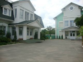 Боярська гімназія "Виноградник - 1 Боярська гімназія "Виноградник - 1